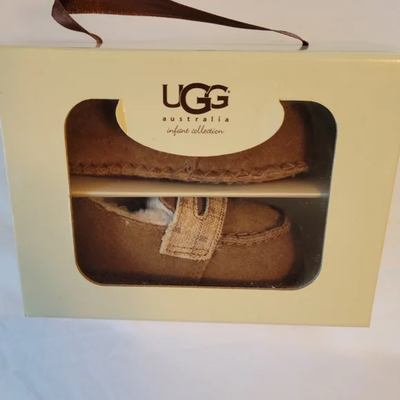 Infant Uggs - Picture 2 of 5